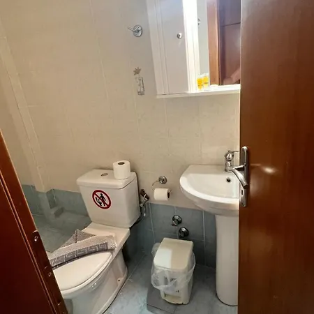 Michaela Hotel 3*