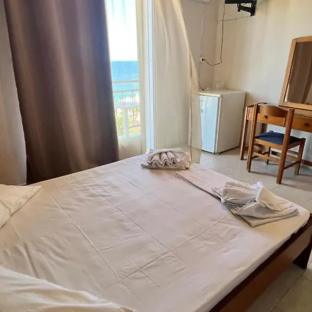 Michaela 3* Poros (Kefalonia)